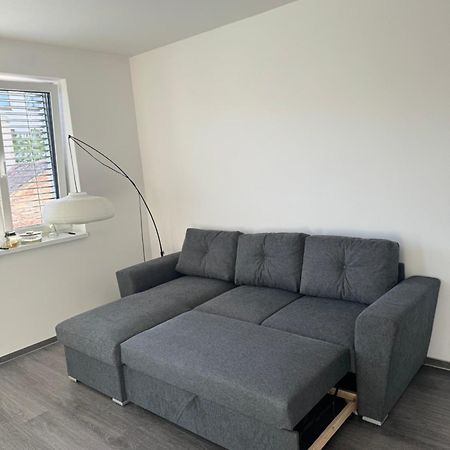 Soukromy Byt 2+Kk S Balkonem A Parkovanim Znojmo Zewnętrze zdjęcie